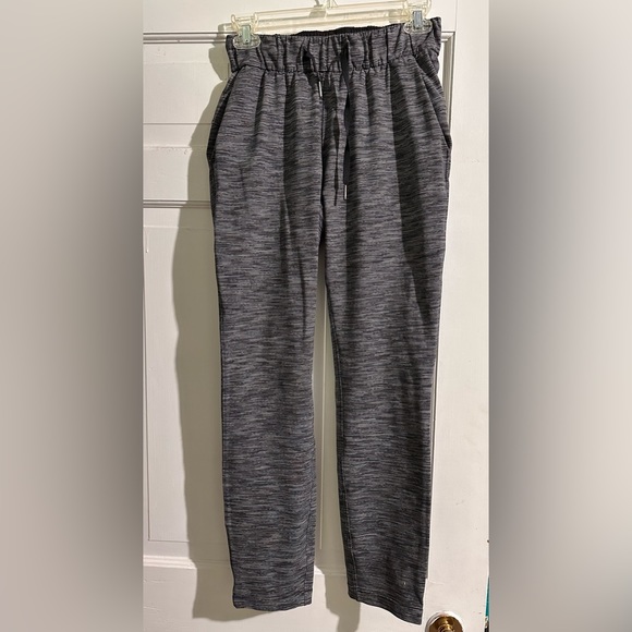 Lululemon On The Fly Pant size 2 - Picture 6 of 13